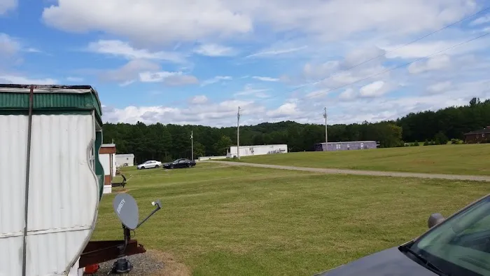 Bb Mobile Home Park Picture 1