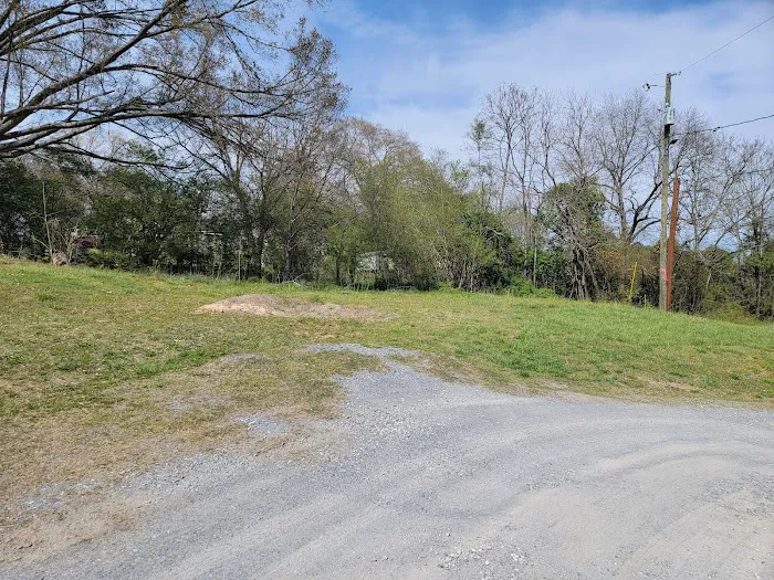 Tammy Drive Mobile Home Park Picture 3