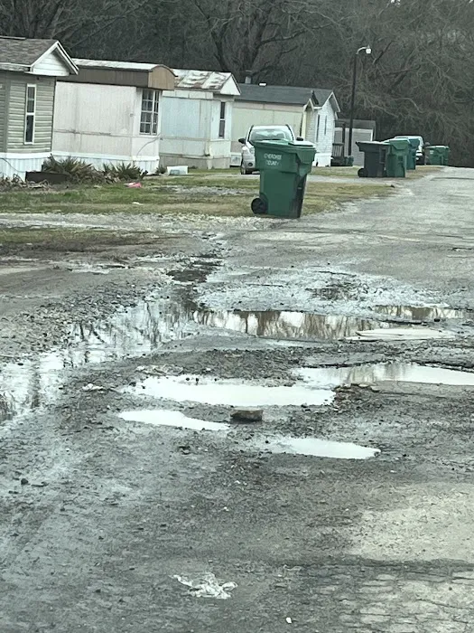 Overbrook Mobile Home Park Picture 2