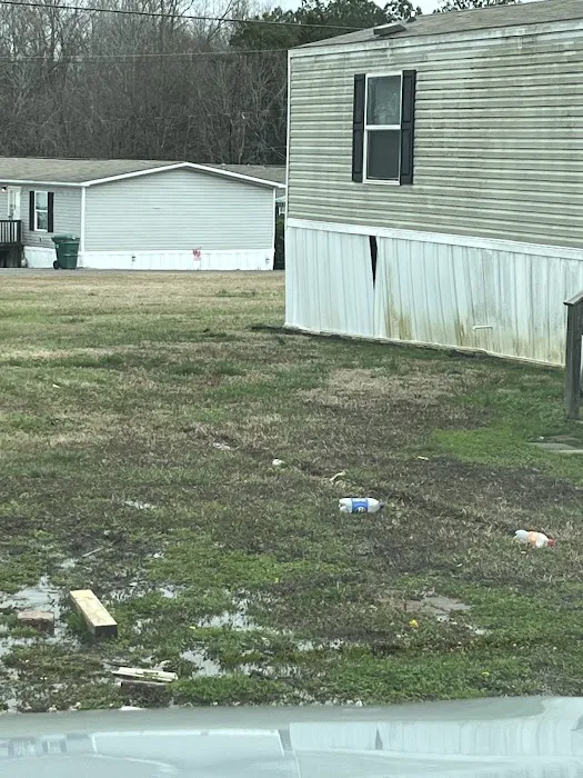 Overbrook Mobile Home Park Picture 6