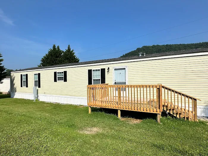 Clinchfield Commons MHC Picture 1