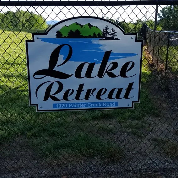 Lake Retreat Picture 9