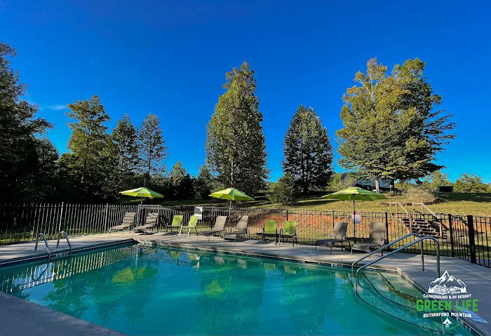 Green Life Campground & RV Park Picture 8