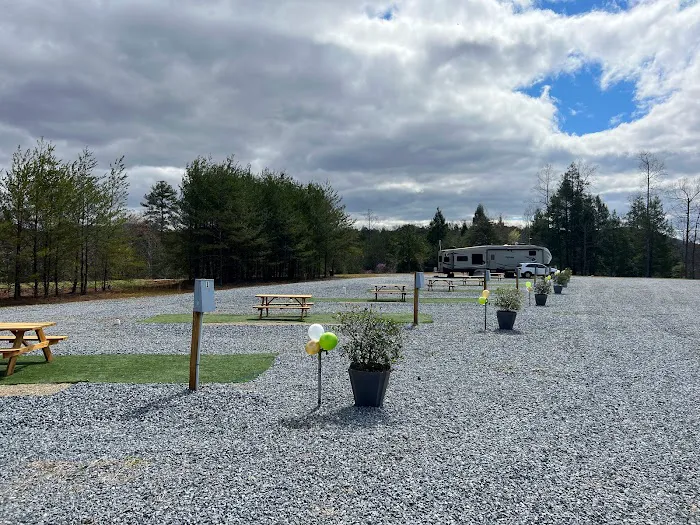 Green Life Campground & RV Park Picture 6