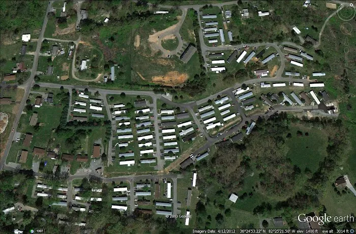 Oakgrove Village Picture 4