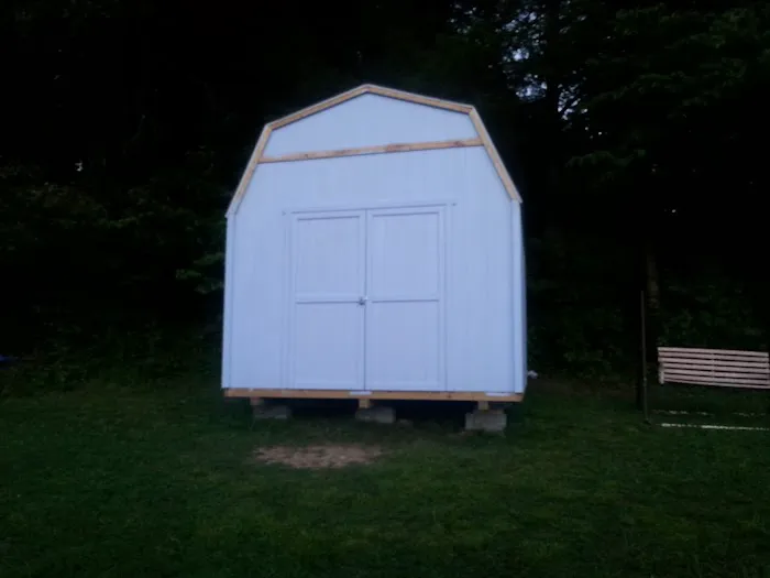 Oakgrove Village Picture 9