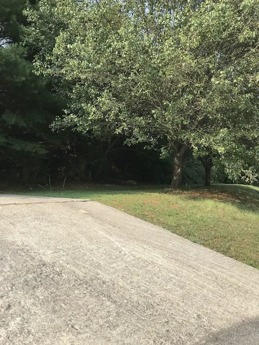 Oakgrove Village Picture 8