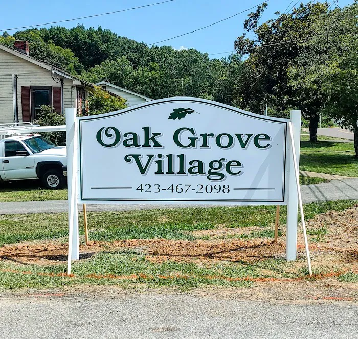 Oakgrove Village Picture 10