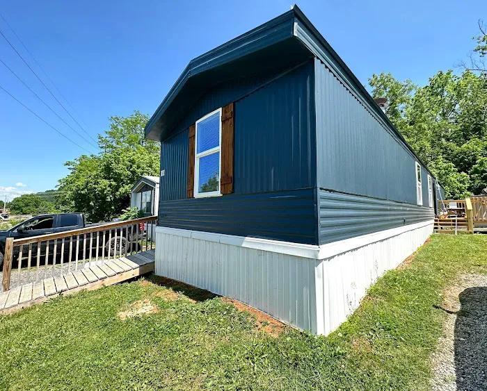 Cedar Creek MHC Picture 6