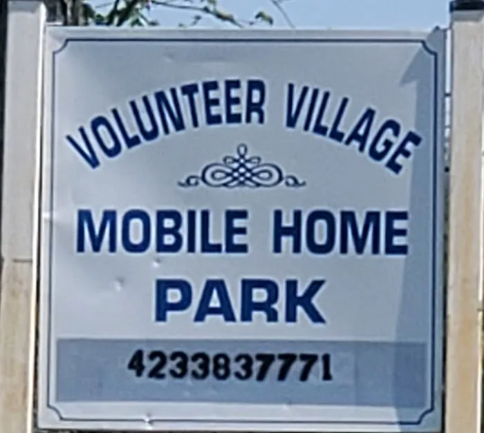 Volunteer Village Mobile Home Park Picture 1