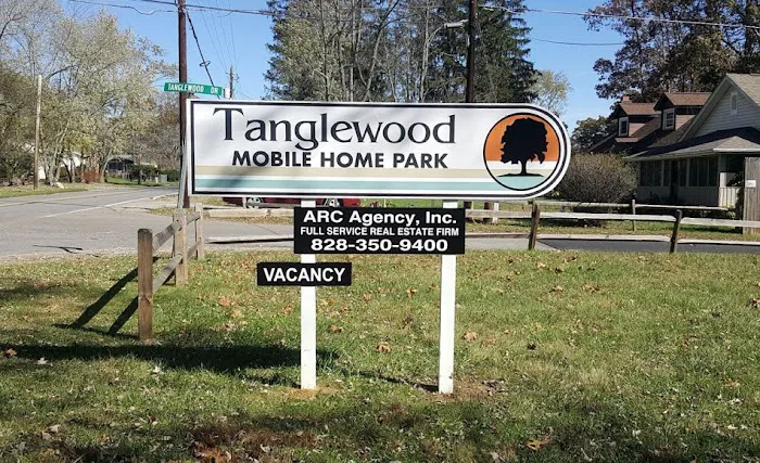 Black Mountain Manufactured Home Community Picture 5