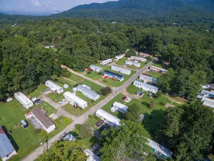 Black Mountain Manufactured Home Community Picture 1