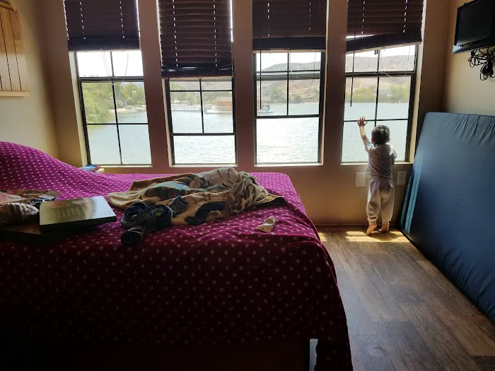 Santee Lakes Campground Picture 4