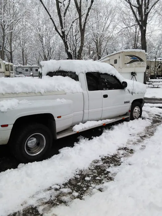 Lazy Boy Travel Trailer Park Picture 4