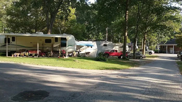 Lazy Boy Travel Trailer Park Picture 3