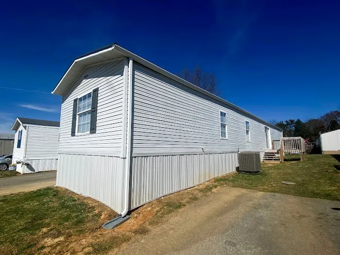 Snapps Ferry Park Picture 1