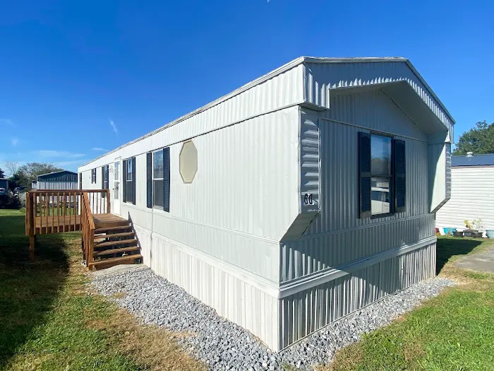 Snapps Ferry Park Picture 5