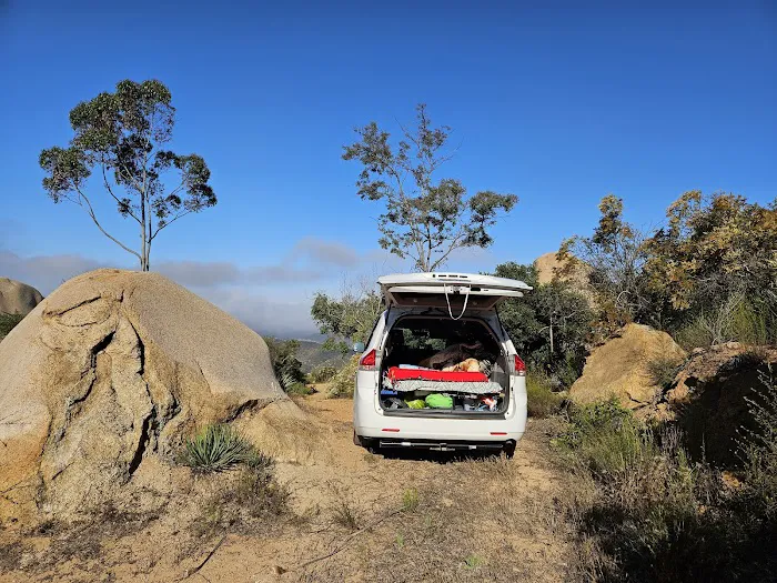 May’s Rock Ranch Picture 3