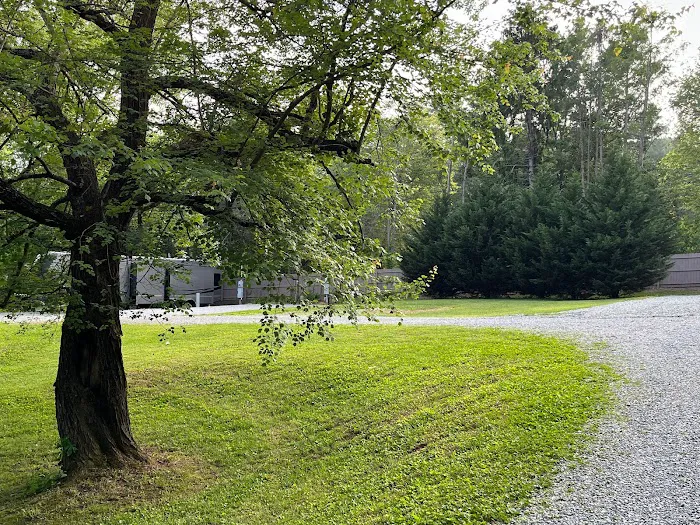 Oak Fern RV Park Picture 10