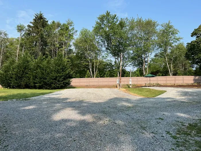 Oak Fern RV Park Picture 4