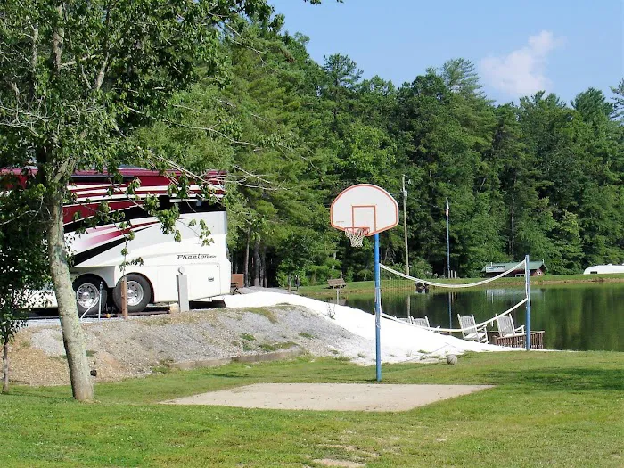 Rutledge Lake RV Park Picture 2