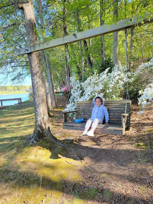 Lake Robinson RV Park Picture 10