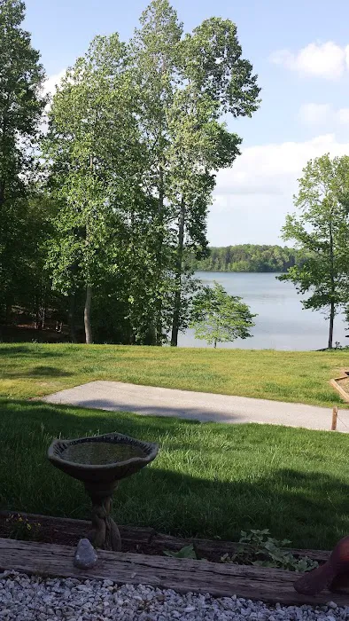 Lake Robinson RV Park Picture 7