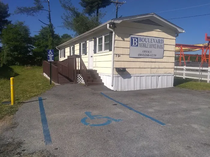 Boulevard Mobile Home Park Picture 3