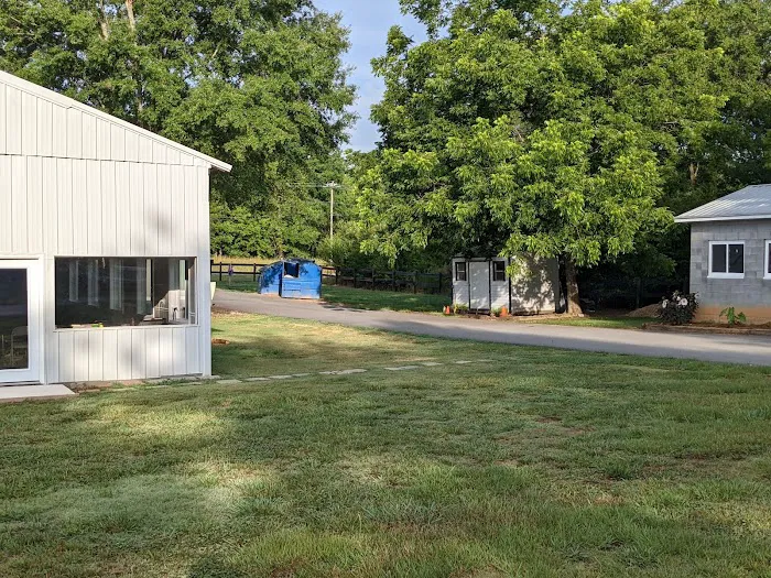 Southern Shade RV Park Picture 2