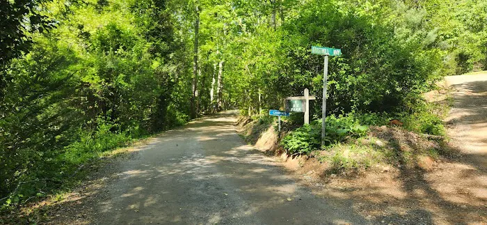 Ashley Creek RV Park Picture 3