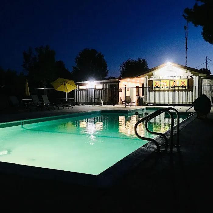 Santa Margarita KOA Holiday Picture 7