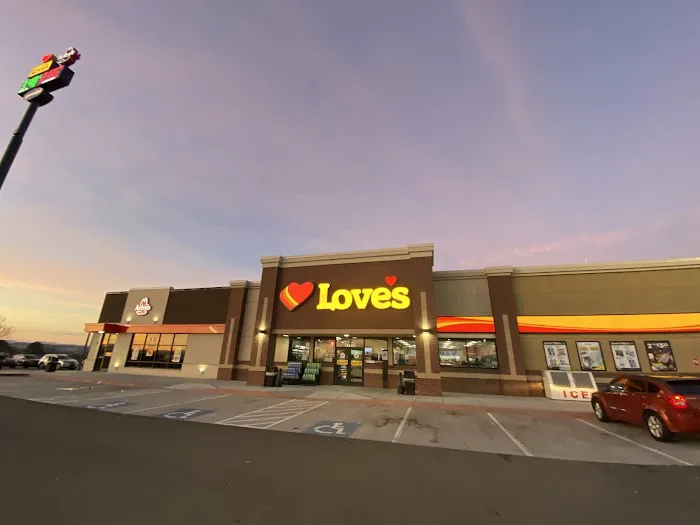 Love's RV Hookup Picture 8