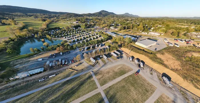 Around Pond South RV Park Picture 6