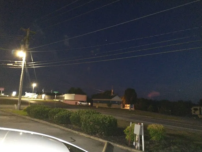 Around Pond RV Park Picture 3