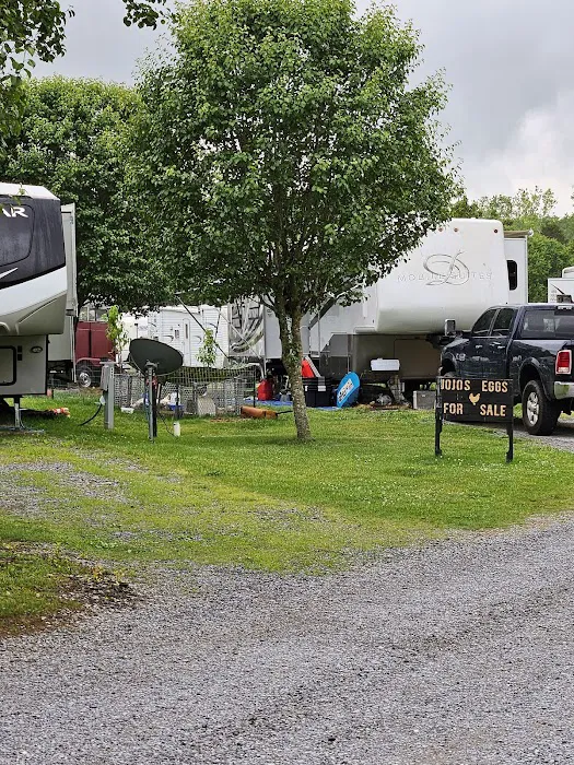 Around Pond RV Park Picture 4