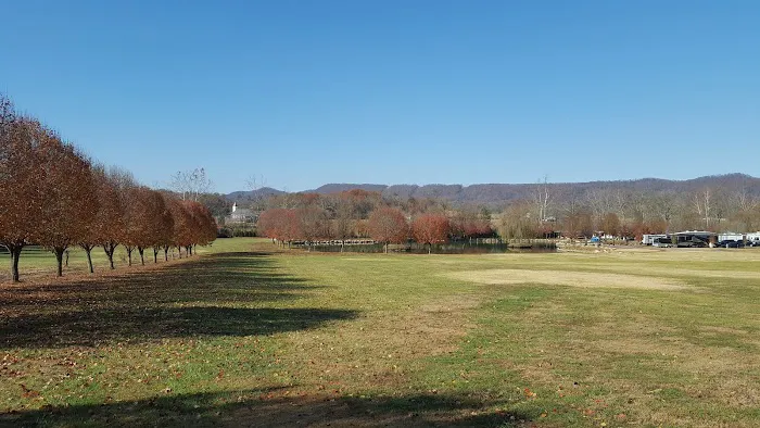 Around Pond RV Park Picture 9