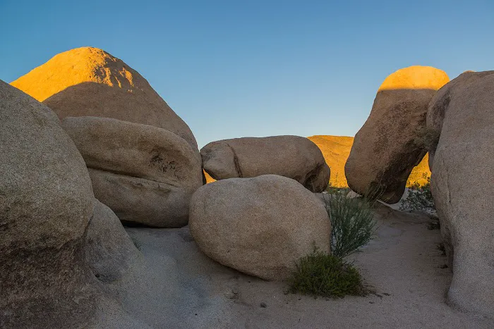 Moon Mat Cave Picture 6