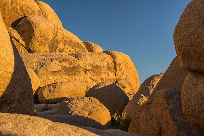 Moon Mat Cave Picture 7