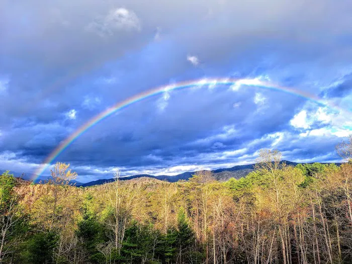 Sunset Ridge RV Spot - Gateway to the Mountains Picture 3