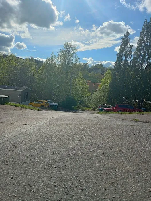 Woodland Heights Picture 1