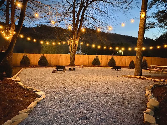 Land of Waterfalls RV Campground Picture 8