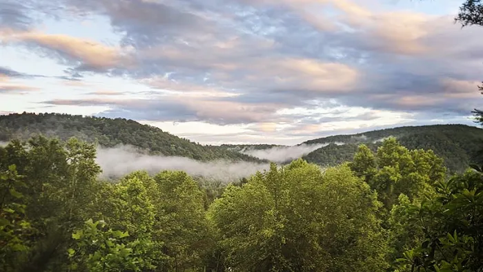 Land of Waterfalls RV Campground Picture 7