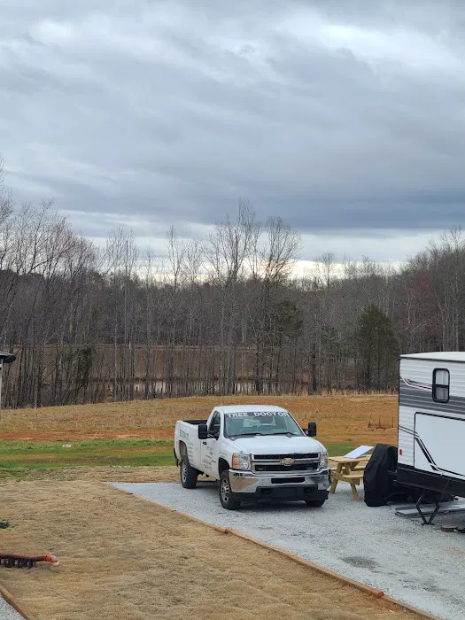 Carolina Crossroads RV Park Picture 5