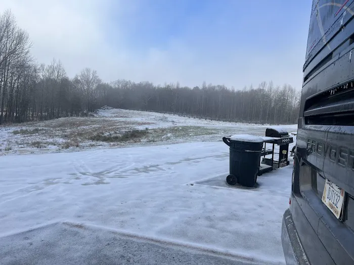 Carolina Crossroads RV Park Picture 10