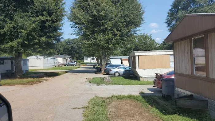 Courtland Park Picture 1