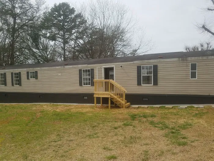 Courtland Park Picture 3