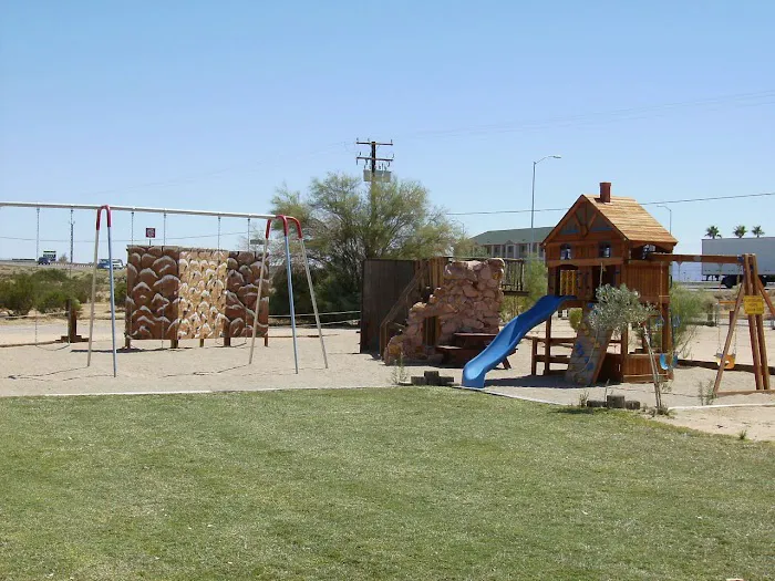 Barstow / Calico KOA Holiday Picture 10