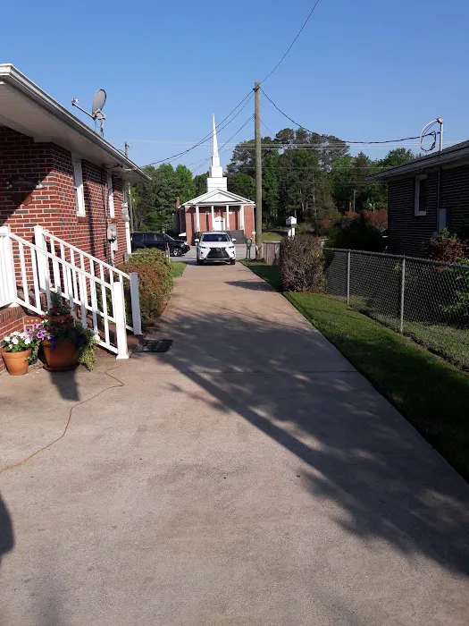 Park West Mobile Homes Park Picture 3