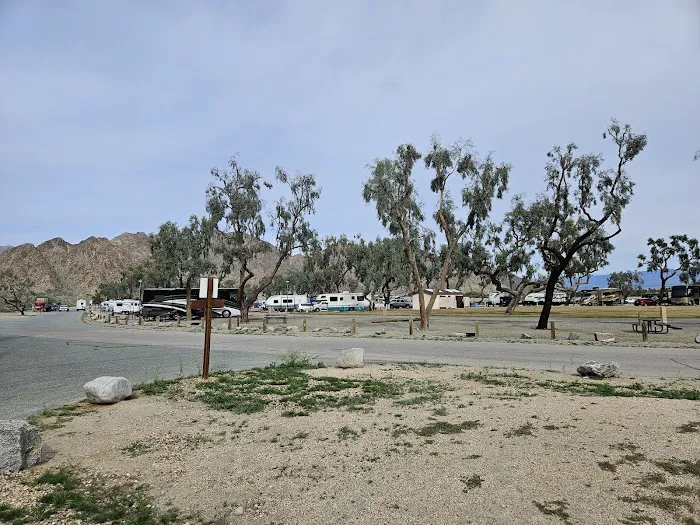 Lake Cahuilla Campground Picture 1