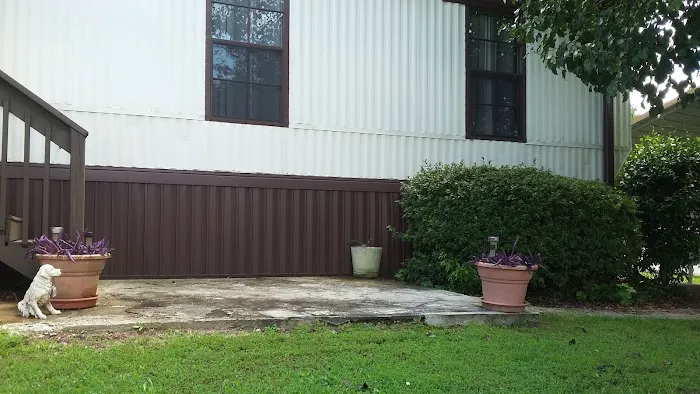 Coachwood Mobile Home Park Picture 2